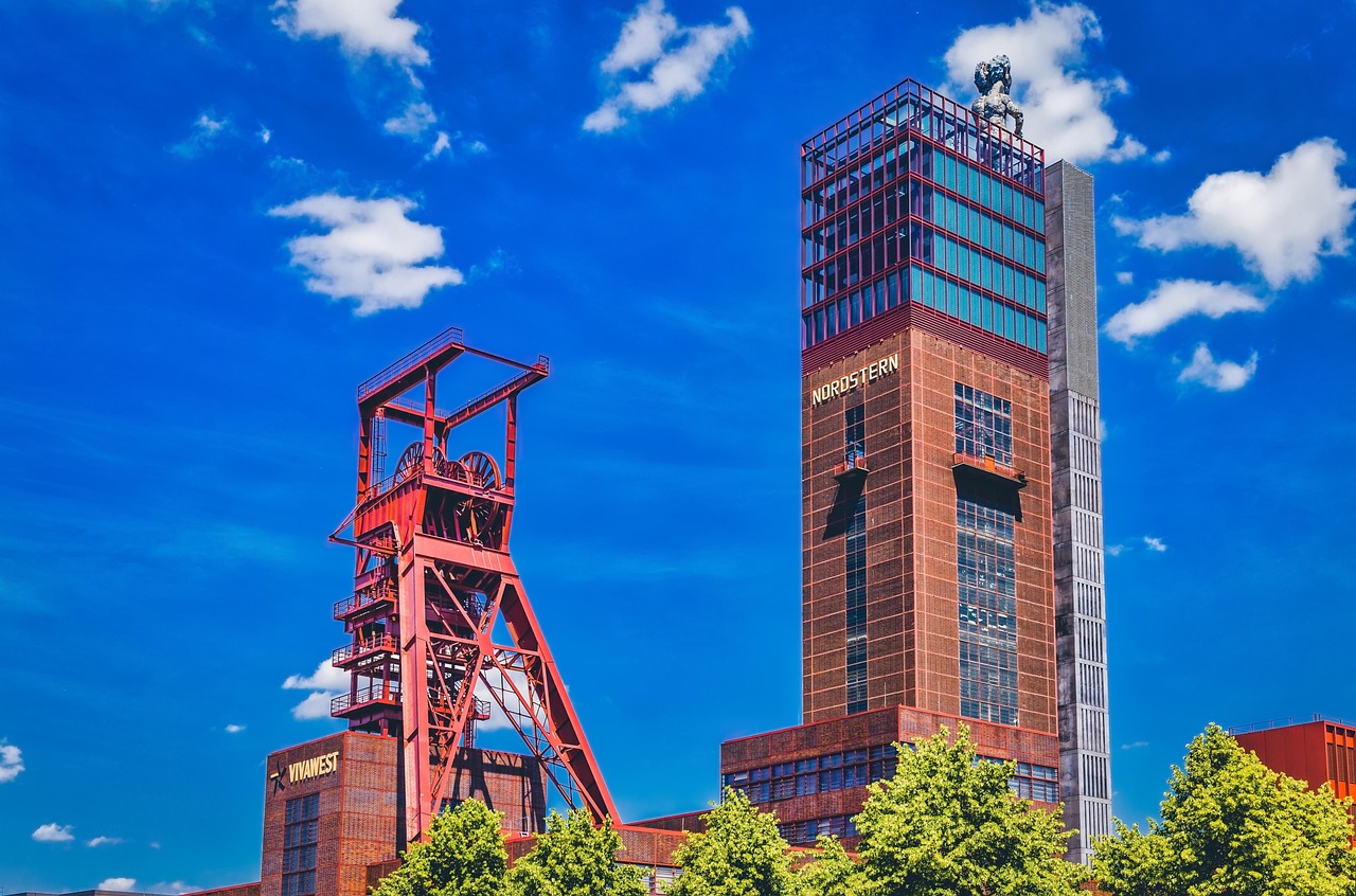 巩义市中医院，挖掘中医宝库，守护市民健康养生的绿色堡垒